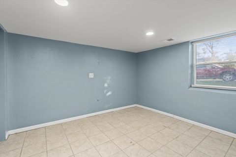 Tiny photo for 1019 Magnolia Avenue, Joliet, IL 60432 (MLS # 12492327)