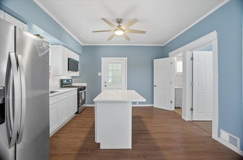 Tiny photo for 1019 Magnolia Avenue, Joliet, IL 60432 (MLS # 12492327)