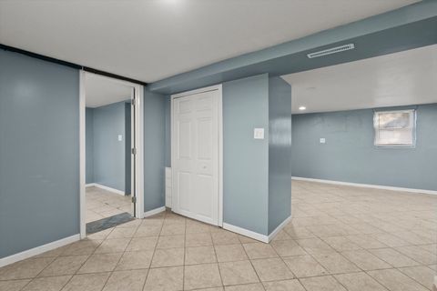 Tiny photo for 1019 Magnolia Avenue, Joliet, IL 60432 (MLS # 12492327)