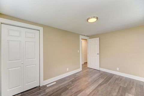 Tiny photo for 502 Tyler Drive, Carpentersville, IL 60110 (MLS # 12645017)