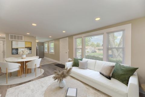 Tiny photo for 502 Tyler Drive, Carpentersville, IL 60110 (MLS # 12645017)