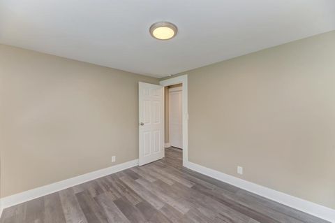 Tiny photo for 502 Tyler Drive, Carpentersville, IL 60110 (MLS # 12645017)