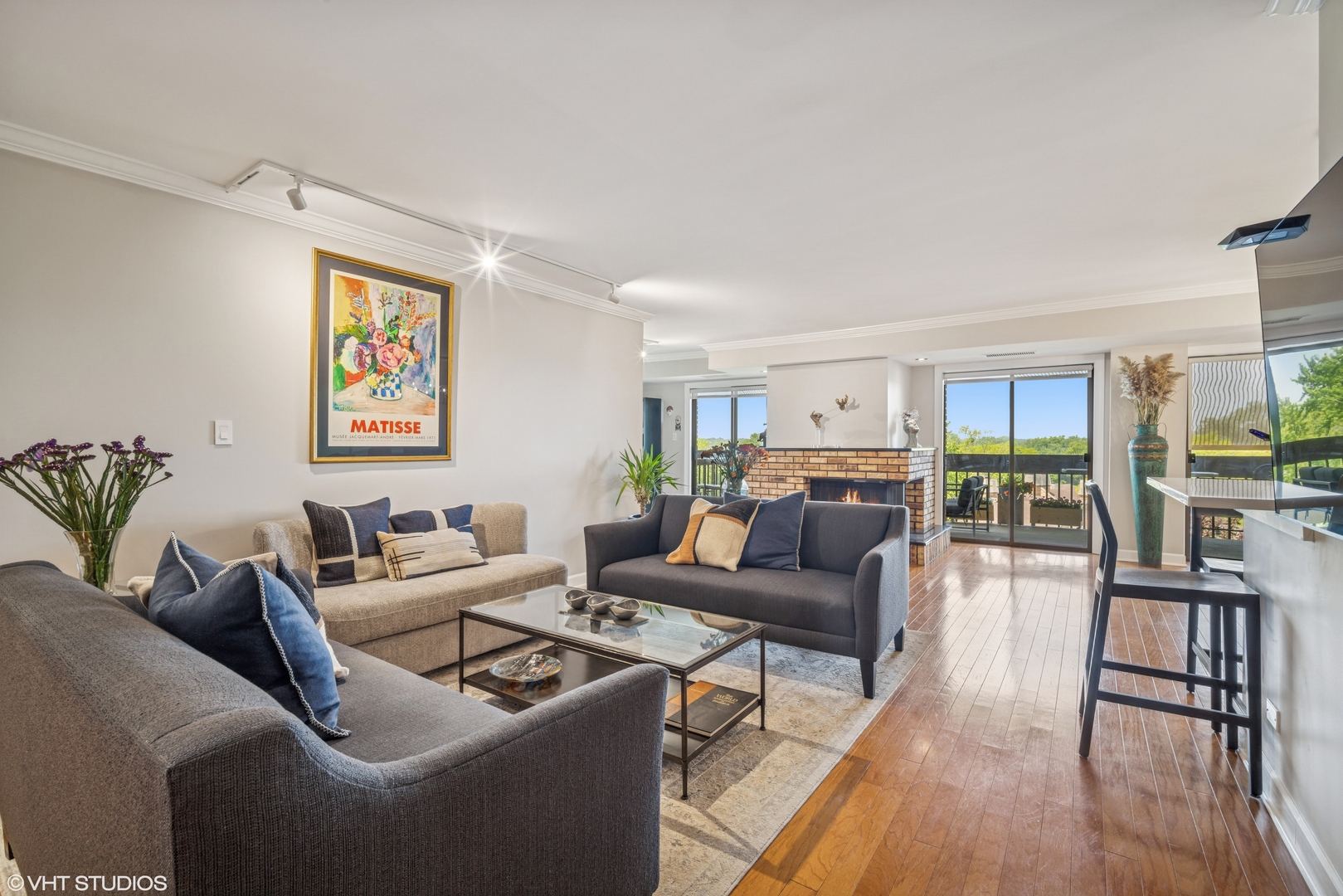 3851 Mission Hills Road 412