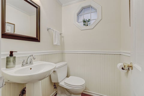 Tiny photo for 308 S Albert Street, Mount Prospect, IL 60056 (MLS # 12730419)