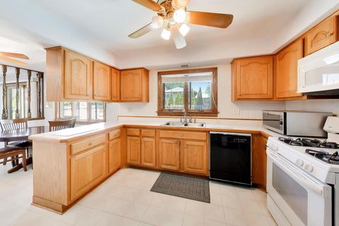 Tiny photo for 125 Lynnfield Lane, Schaumburg, IL 60193 (MLS # 12686535)