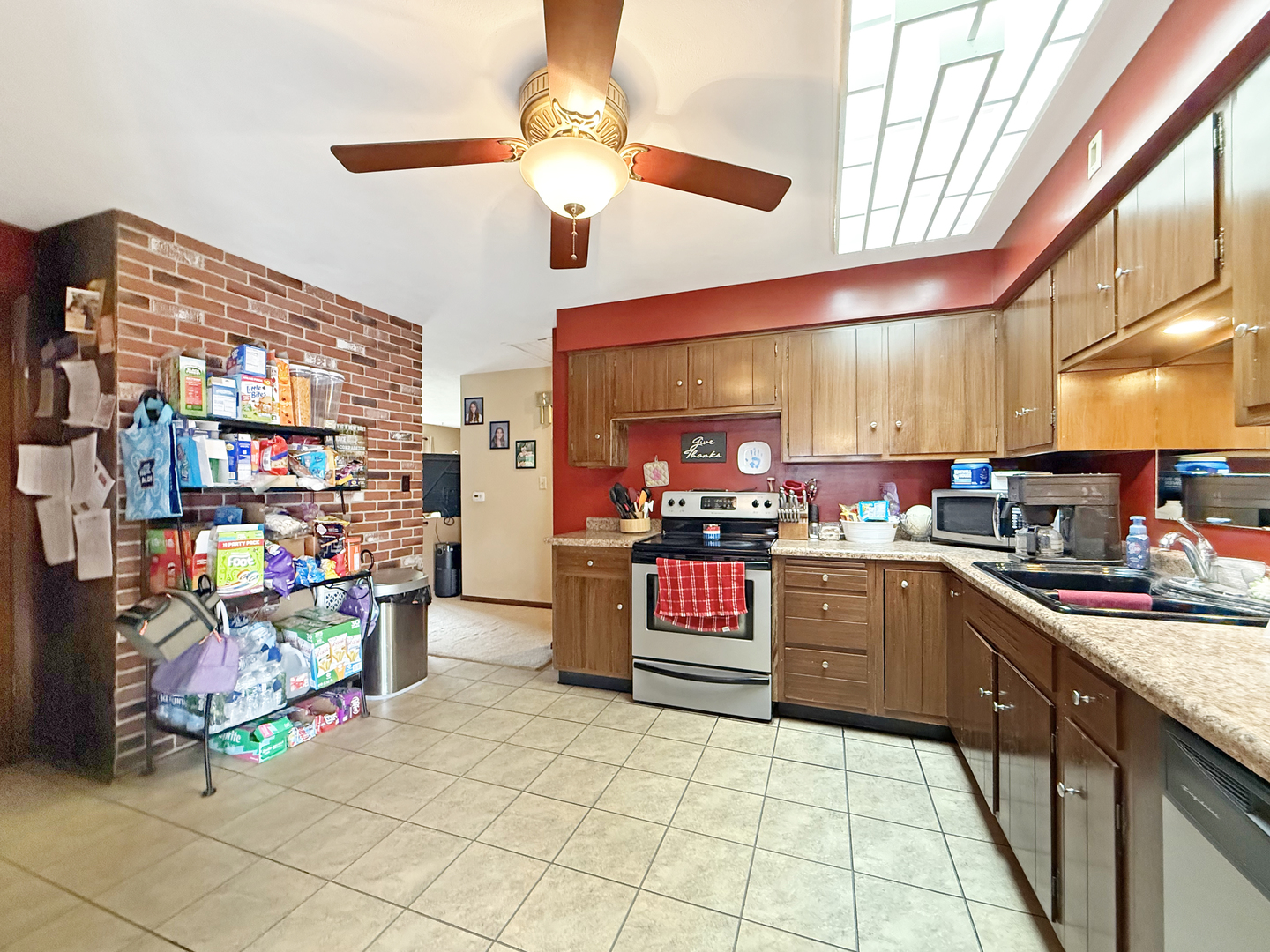 1318 W American Street