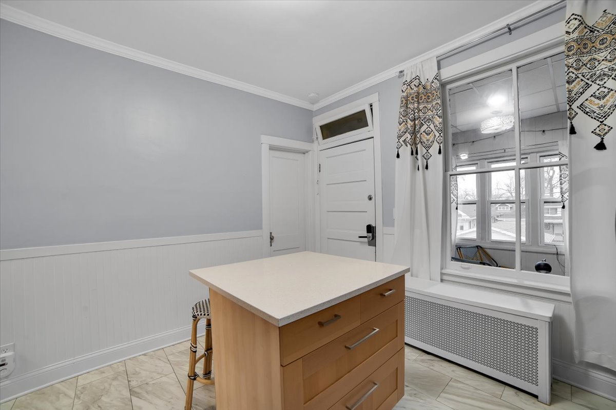 2108 Highland Avenue