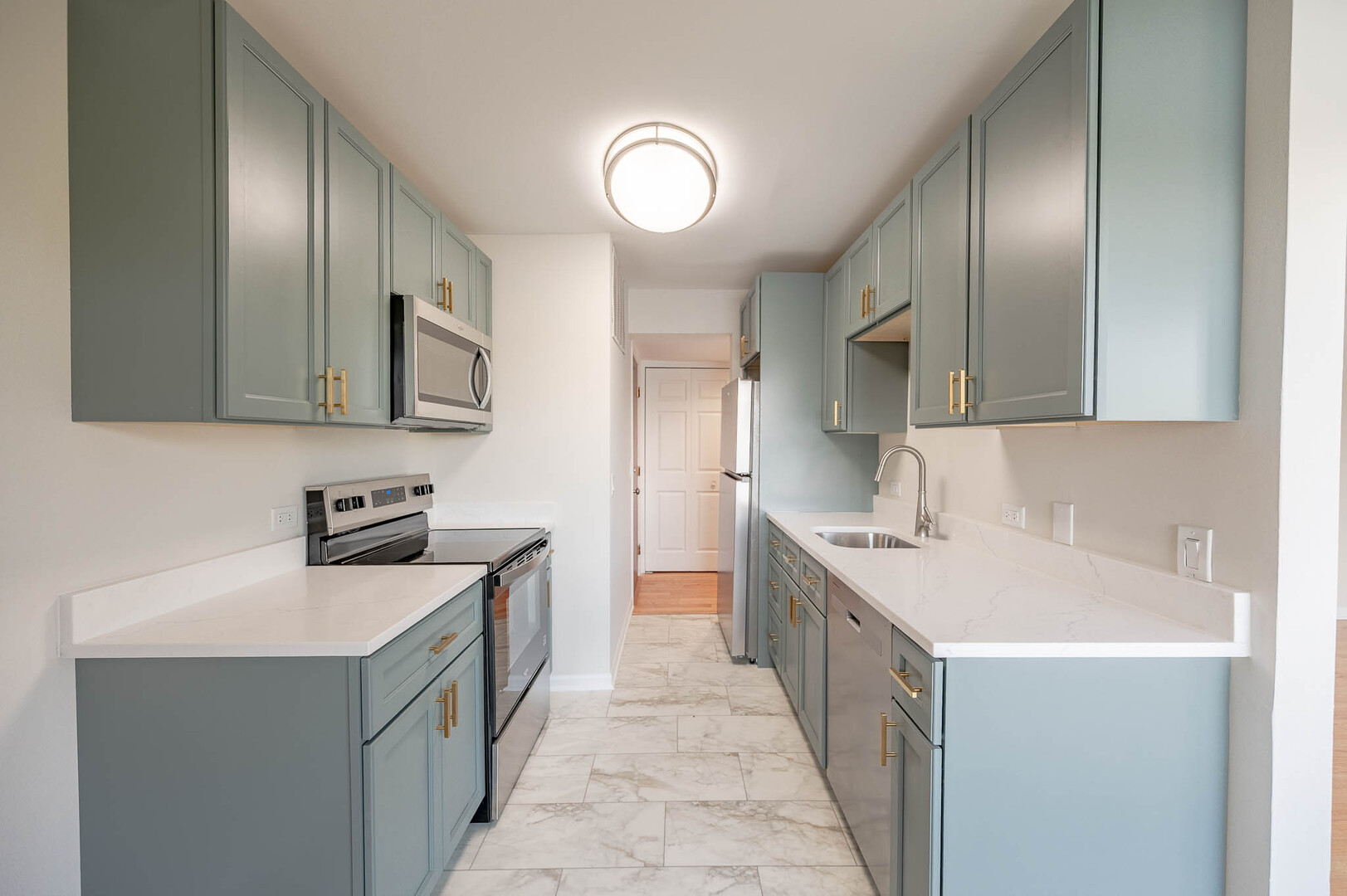 1611 Maple Terrace 113-1G