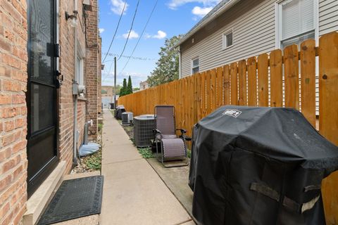 Tiny photo for 4726 N Winchester Avenue #C, Chicago, IL 60640 (MLS # 12489191)