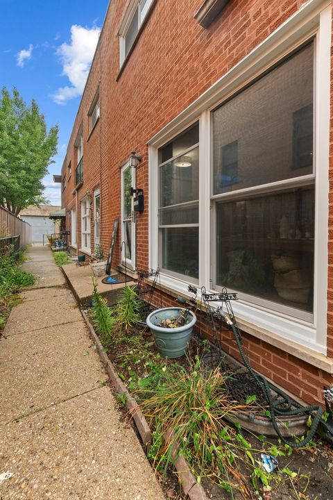 Tiny photo for 4726 N Winchester Avenue #C, Chicago, IL 60640 (MLS # 12489191)