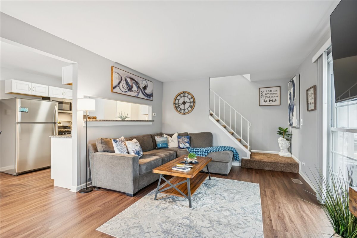 1135 Mount Vernon Court B