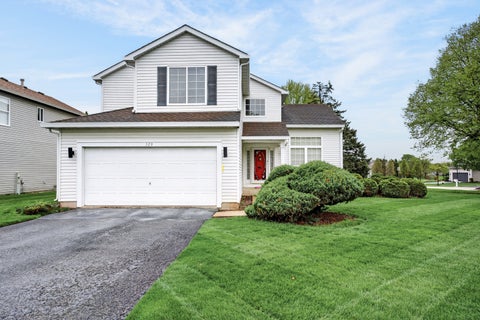 Photo of 320 Starwood Pass, Lake In The Hills, IL 60156 (MLS # 12773694)