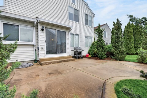 Tiny photo for 320 Starwood Pass, Lake In The Hills, IL 60156 (MLS # 12773694)