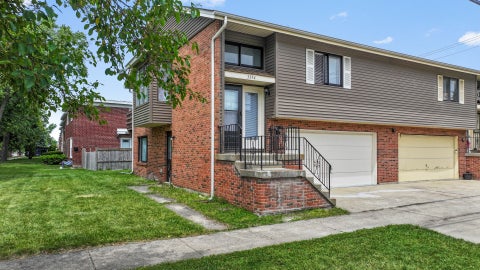 Photo of 3354 Madison Street, Skokie, IL 60076 (MLS # 12768342)