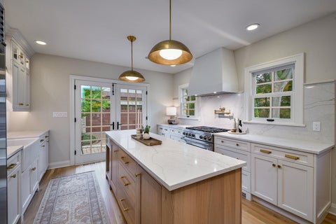 Tiny photo for 40 S Lincoln Avenue, Geneva, IL 60134 (MLS # 12759726)