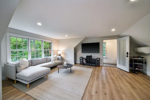 Tiny photo for 40 S Lincoln Avenue, Geneva, IL 60134 (MLS # 12759726)