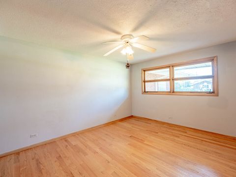 Tiny photo for 6052 W 128th Street, Palos Heights, IL 60463 (MLS # 12512198)