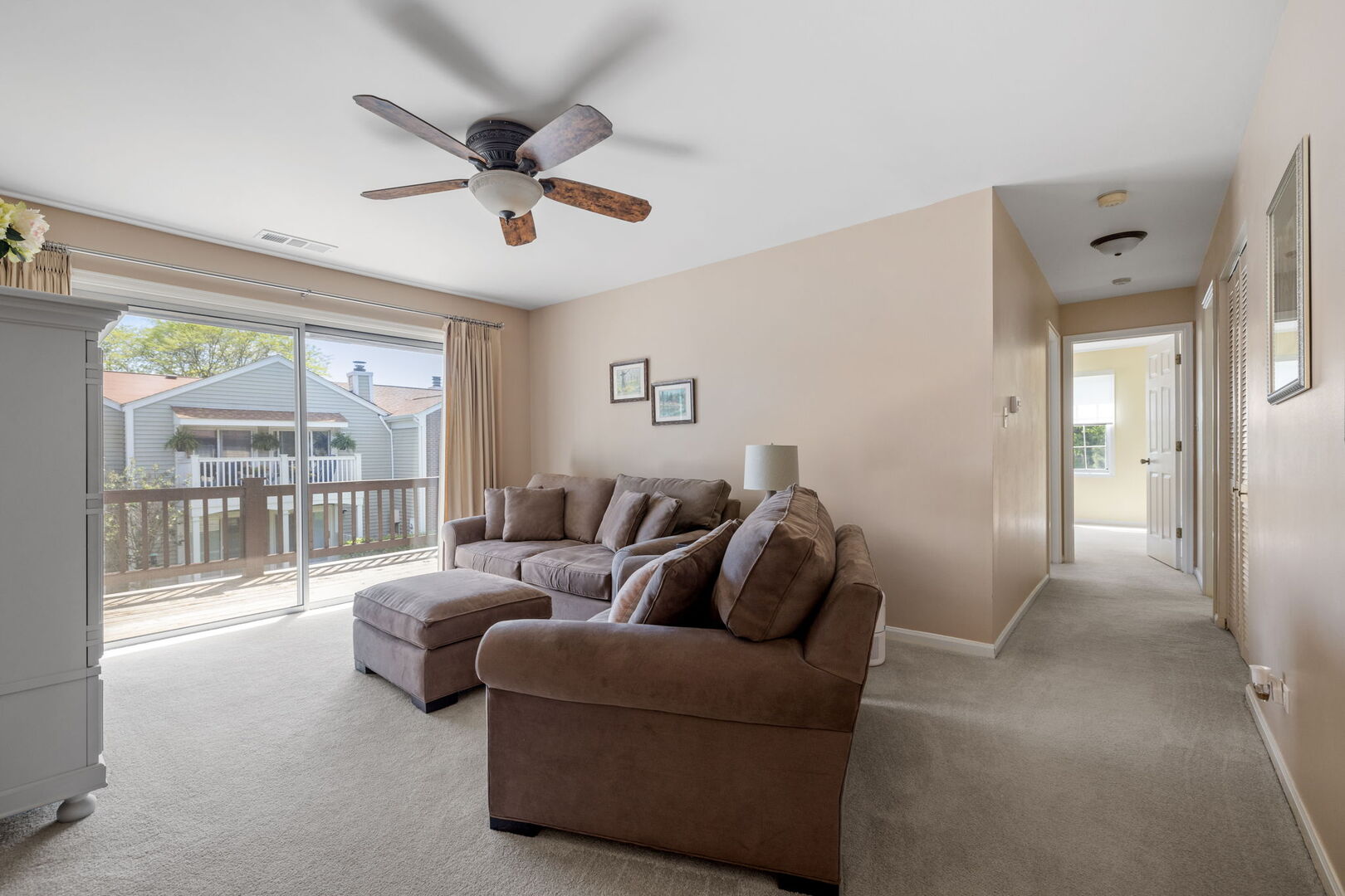 54 Plymouth Court 202D