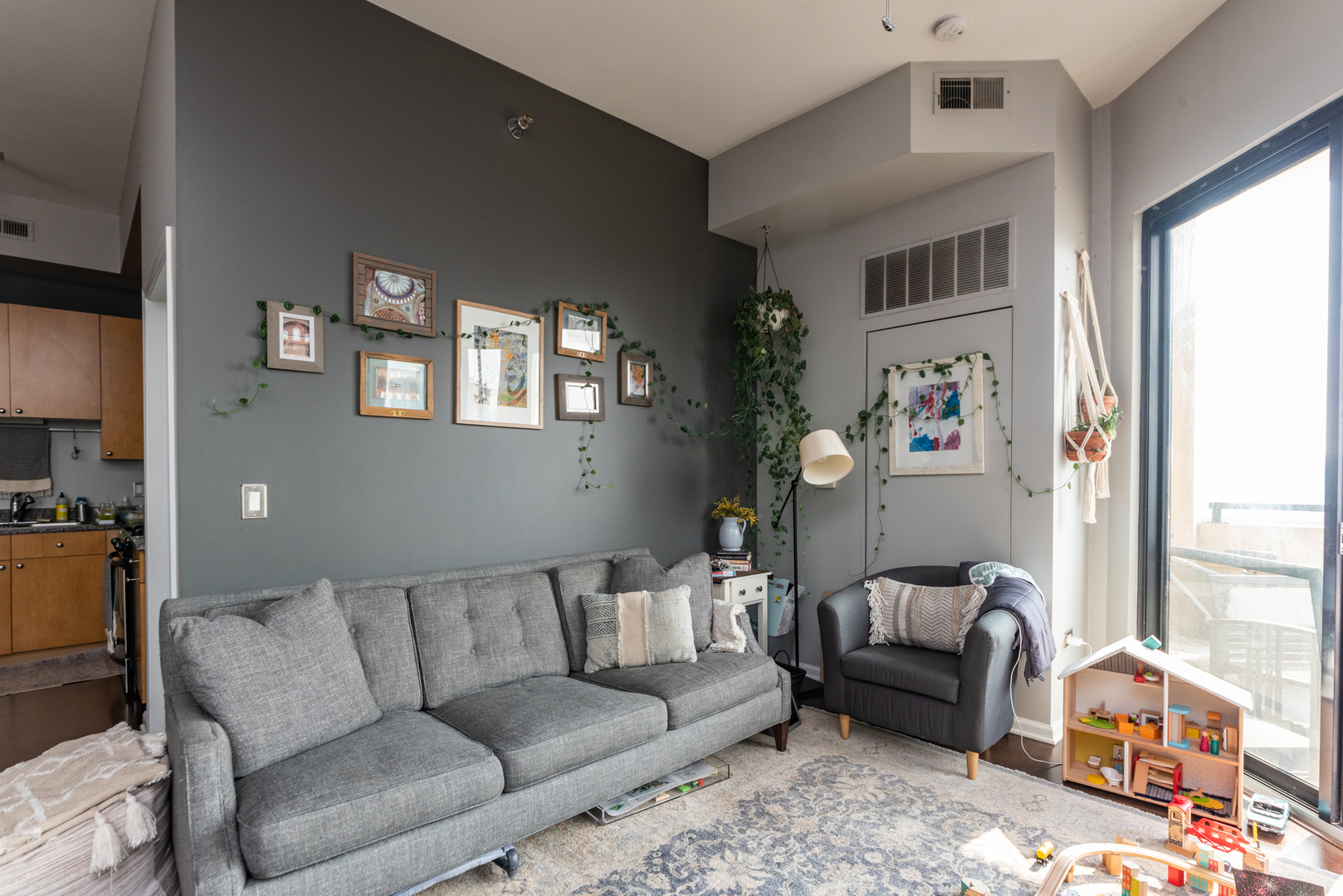 1464 S Michigan Avenue 1004
