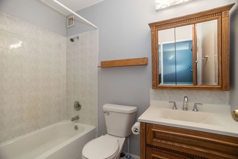 Tiny photo for 9128 W Terrace Drive #6L, Niles, IL 60714 (MLS # 12684080)