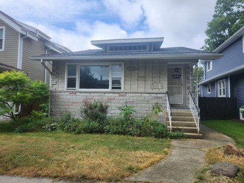Photo of 941 N Lombard Avenue, Oak Park, IL 60302 (MLS # 12758798)