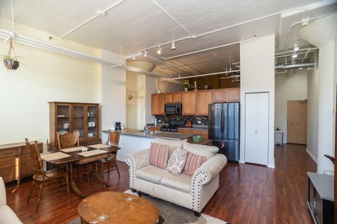 Tiny photo for 2323 W Pershing Road #140, Chicago, IL 60609 (MLS # 12570988)