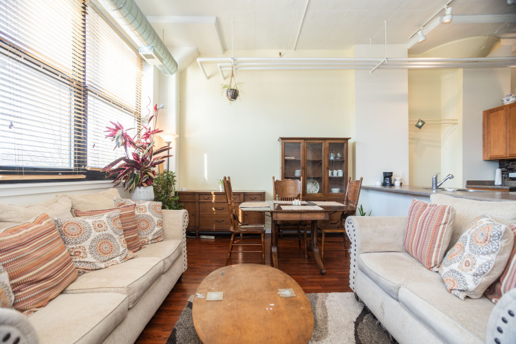 2323 W Pershing Road 140