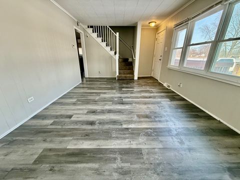 Tiny photo for 14448 Kilbourne Avenue, Midlothian, IL 60445 (MLS # 12565368)