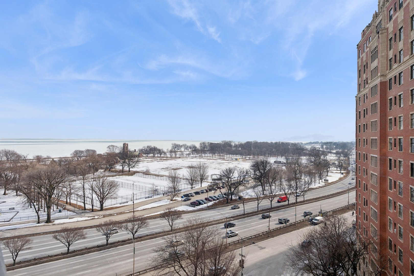 3900 N Lake Shore Drive 12D