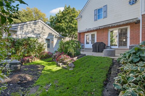 Tiny photo for 809 Hibbard Road, Wilmette, IL 60091 (MLS # 12499859)