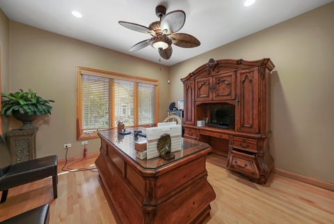 Tiny photo for 651 Anne Lane, Bolingbrook, IL 60440 (MLS # 12646745)