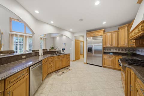 Tiny photo for 651 Anne Lane, Bolingbrook, IL 60440 (MLS # 12646745)