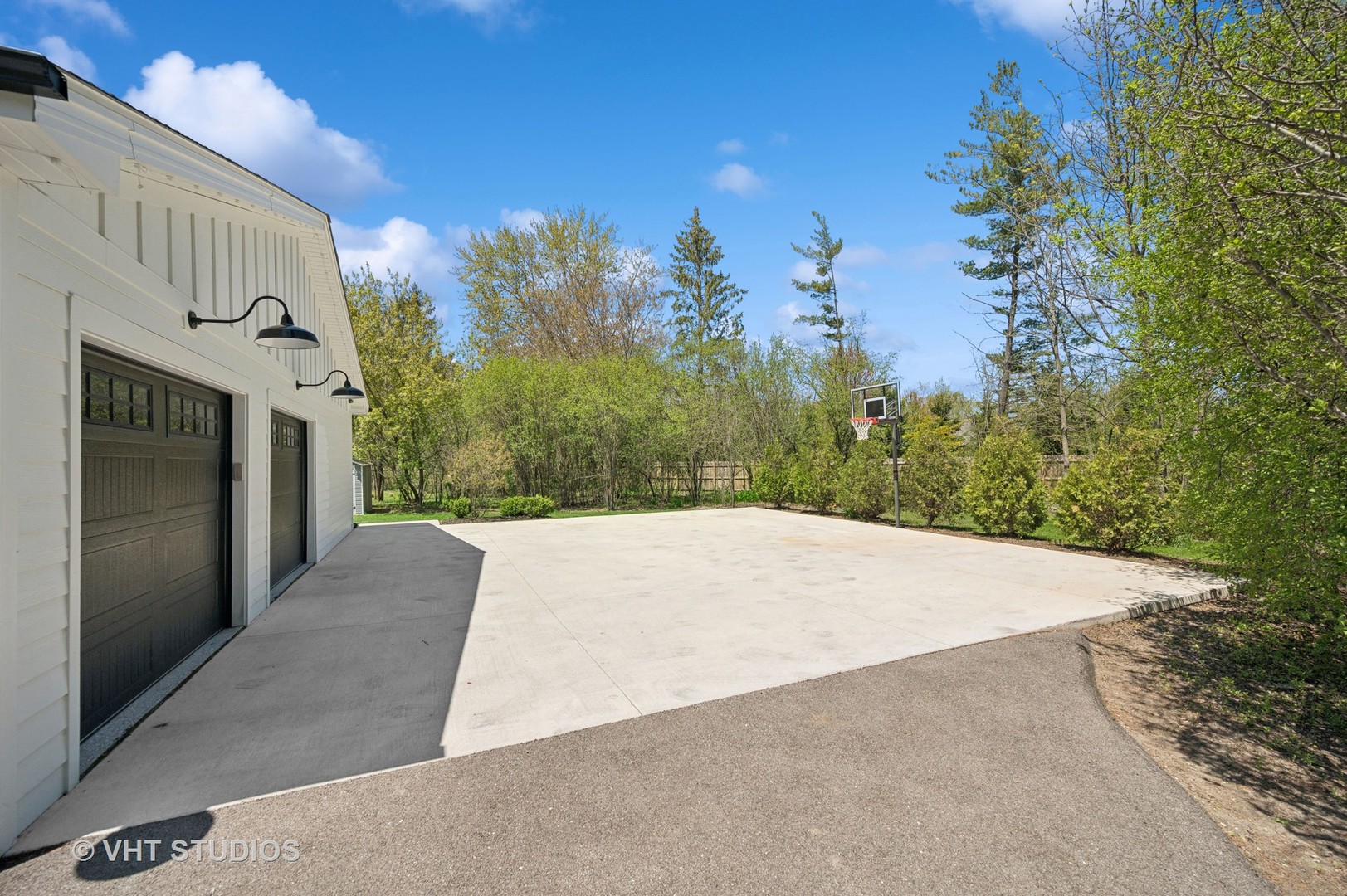 490 S Waukegan Road