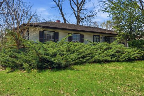 Tiny photo for 30W125 Claymore Lane, Naperville, IL 60563 (MLS # 12615193)