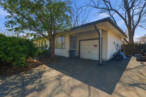 Tiny photo for 30W125 Claymore Lane, Naperville, IL 60563 (MLS # 12615193)