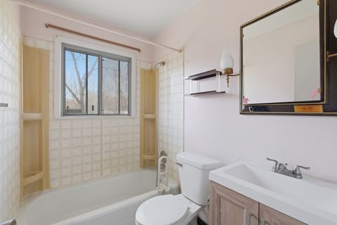 Tiny photo for 30W125 Claymore Lane, Naperville, IL 60563 (MLS # 12615193)