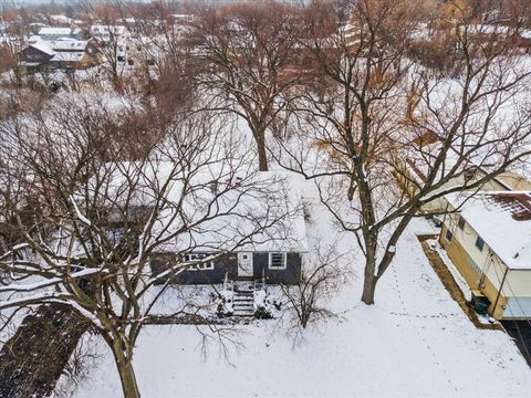 Tiny photo for 11333 72nd Street, Burr Ridge, IL 60527 (MLS # 12529105)