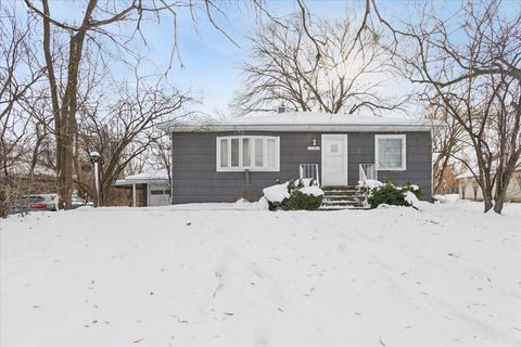 Photo of 11333 72nd Street, Burr Ridge, IL 60527 (MLS # 12529105)