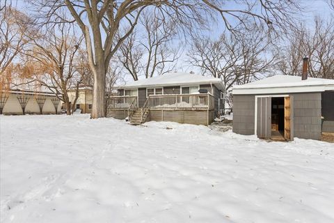 Tiny photo for 11333 72nd Street, Burr Ridge, IL 60527 (MLS # 12529105)