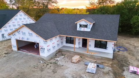 Tiny photo for 1909 S Stone Creek Boulevard, Urbana, IL 61802 (MLS # 12494780)