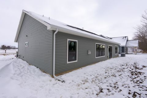 Tiny photo for 1909 S Stone Creek Boulevard, Urbana, IL 61802 (MLS # 12494780)