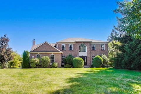 Photo of 5205 Notting Hill Road, Gurnee, IL 60031 (MLS # 12471068)