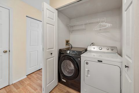 Tiny photo for 552 Portsmith Court, Crystal Lake, IL 60014 (MLS # 12559990)