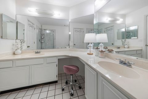 Tiny photo for 552 Portsmith Court, Crystal Lake, IL 60014 (MLS # 12559990)