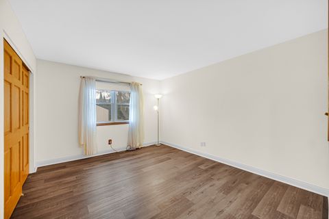 Tiny photo for 5213 W Greenbrier Drive, McHenry, IL 60050 (MLS # 12537541)