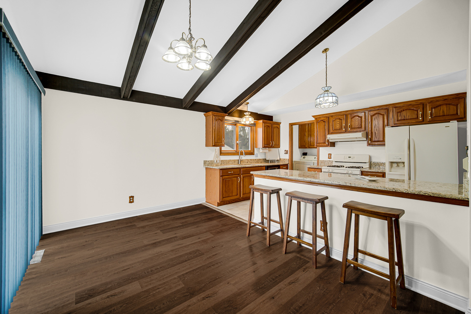 5213 W Greenbrier Drive