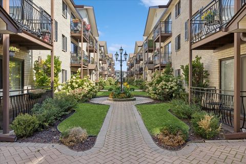 Tiny photo for 5143 N East River Road #152B, Chicago, IL 60656 (MLS # 12493185)