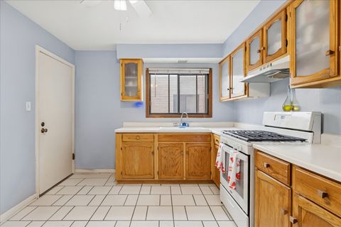 Tiny photo for 5143 N East River Road #152B, Chicago, IL 60656 (MLS # 12493185)