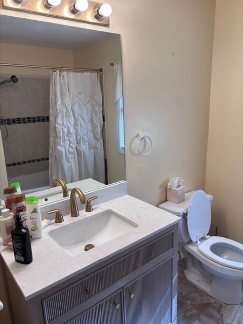 Tiny photo for 712 W Monroe Street, Bloomington, IL 61701 (MLS # 12646762)