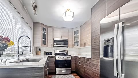 Tiny photo for 2137 Greystone Place, Hoffman Estates, IL 60169 (MLS # 12613990)